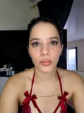 franchezkacarsonn online show from April 2026 12:11:02 PM