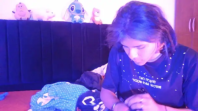 Leilany sexy online show from April 2026 01:10:01 AM