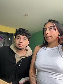hotlatinocouple   online show from May 2026 08:27:02 PM