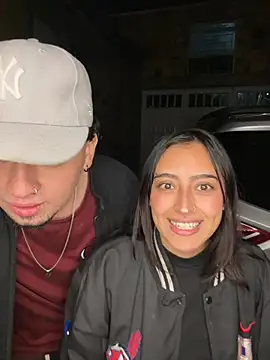 hotlatinocouple   online show from May 2026 04:01:01 AM