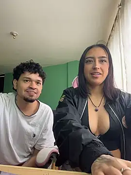 hotlatinocouple   online show from May 2026 08:06:02 PM