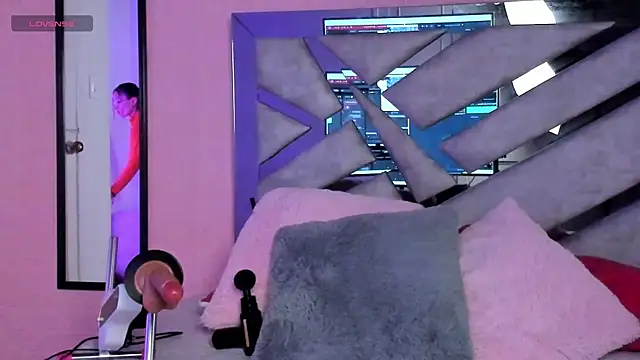 Kat santana online show from April 2026 01:37:02 PM