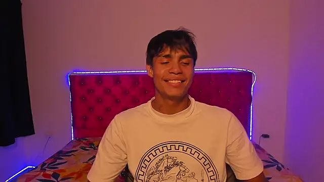 skinny sam online show from April 2026 04:05:02 AM