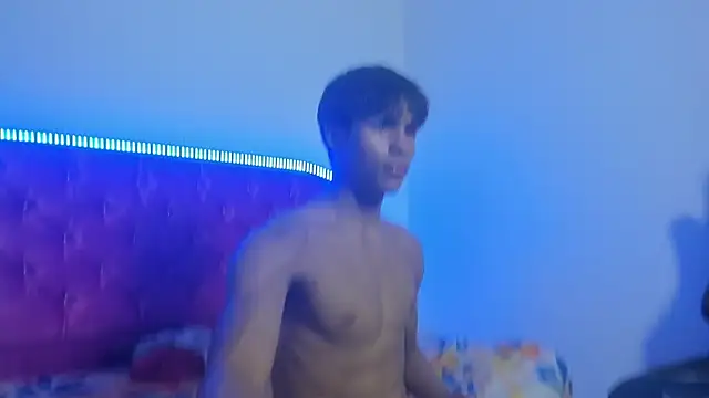 Snapshot of skinny_sam chatting on May 2026 03:23:02 AM skinny sam online show from May 2026 03:23:02 AM