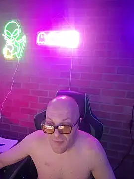 chronic vibez online show from June 2026 01:47:01 AM