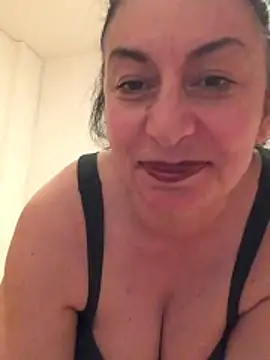 Lizzaa80 online show from April 2026 08:27:01 PM