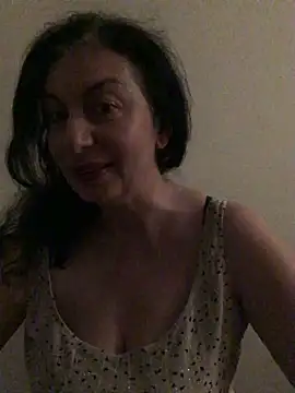 Lizzaa80 online show from May 2026 09:17:02 PM