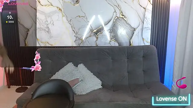 naughtty doll online show from April 2026 06:34:02 PM