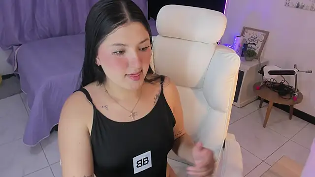 Snapshot of Celestee_21 chatting on July 2026 10:54:02 PM Celestee 21 online show from July 2026 10:54:02 PM