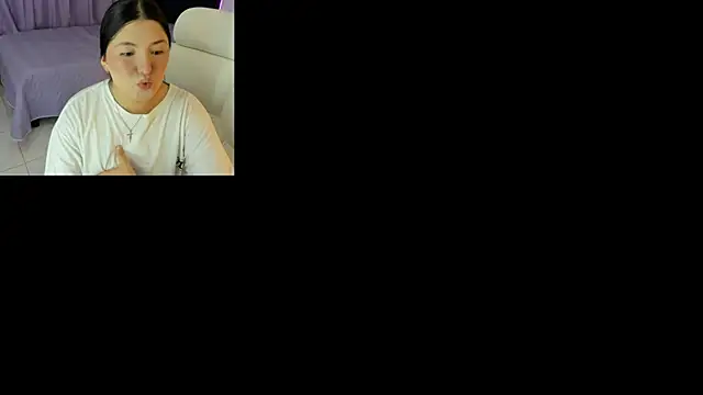 Snapshot of Celestee_21 chatting on July 2026 09:26:01 PM Celestee 21 online show from July 2026 09:26:01 PM