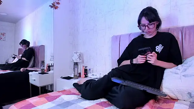 Alis Roze online show from June 2026 01:49:01 AM