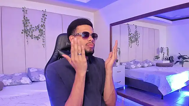 Snapshot of cero_khalifa chatting on April 2026 05:05:01 PM cero khalifa online show from April 2026 05:05:01 PM