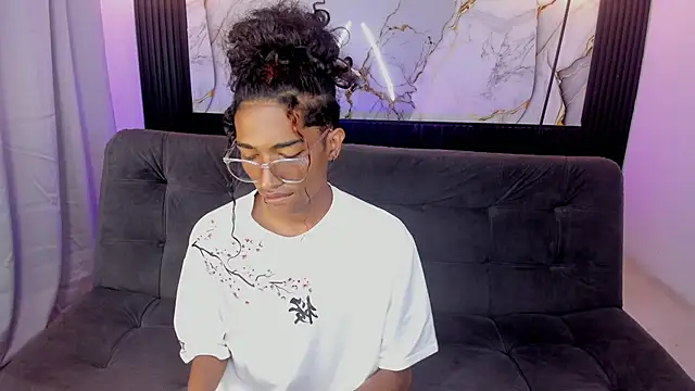 triiangel latinboy online show from May 2026 12:26:02 PM