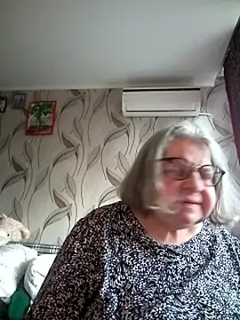 Snapshot of MartaMia68 chatting on May 2026 05:10:02 PM MartaMia68 online show from May 2026 05:10:02 PM