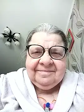Snapshot of MartaMia68 chatting on May 2026 11:14:02 AM MartaMia68 online show from May 2026 11:14:02 AM