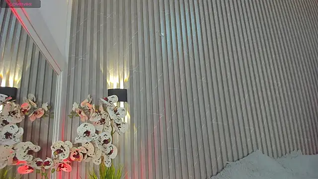 SCARLETTHUNT  online show from April 2026 08:16:02 PM