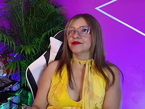 Snapshot of CarolMis_79 chatting on April 2026 11:58:01 AM CarolMis 79 online show from April 2026 11:58:01 AM