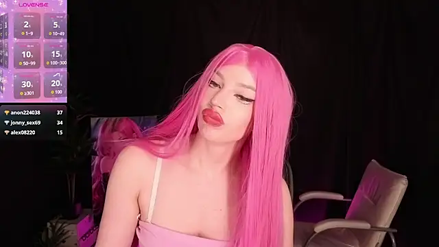 HARITA LOVEE online show from April 2026 09:39:33 PM