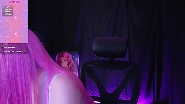 HARITA LOVEE online show from April 2026 10:50:01 PM