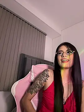 Giiasteele online show from May 2026 12:43:02 AM