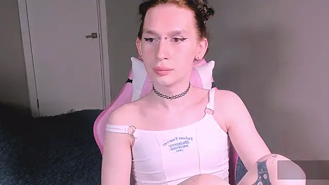 Mikaella Nicole online show from April 2026 08:11:02 PM