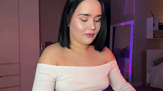 lola raze online show from May 2026 08:49:01 PM
