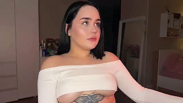 lola raze online show from July 2026 11:42:02 PM