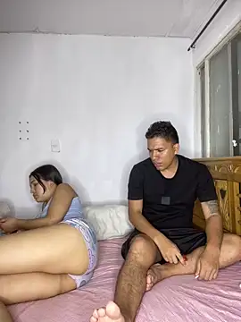 lisa and lian online show from April 2026 11:12:02 PM