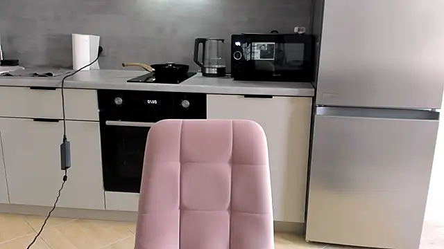 ChloeBlisss online show from July 2026 08:15:02 AM