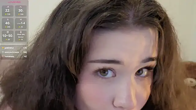 ChloeBlisss online show from April 2026 07:45:01 AM