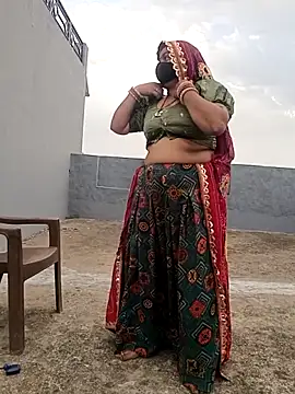 Snapshot of bhabhi-lovely chatting on April 2026 12:21:02 PM bhabhi-lovely online show from April 2026 12:21:02 PM