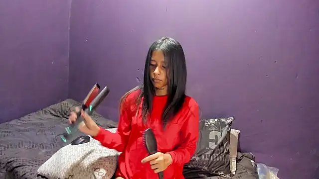 Indianteezerr online show from June 2026 04:56:01 PM