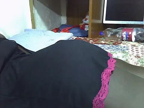 Snapshot of Sexyveretia chatting on April 2026 04:44:02 PM Sexyveretia online show from April 2026 04:44:02 PM