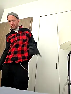 rawanduncut4u online show from April 2026 11:01:01 PM