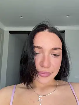 LucyHotty  online show from April 2026 07:37:01 AM
