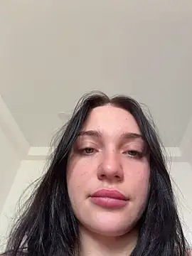 Snapshot of LucyHotty_ chatting on June 2026 07:14:02 AM LucyHotty online show from June 2026 07:14:02 AM