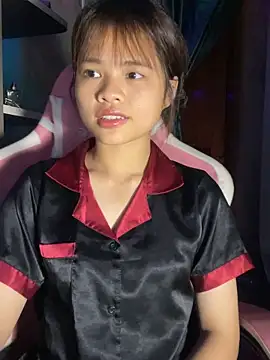 Snapshot of mayha11 chatting on June 2026 01:45:01 PM mayha11 online show from June 2026 01:45:01 PM