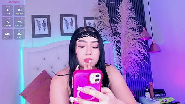 kitty bluuee online show from June 2026 03:18:02 AM