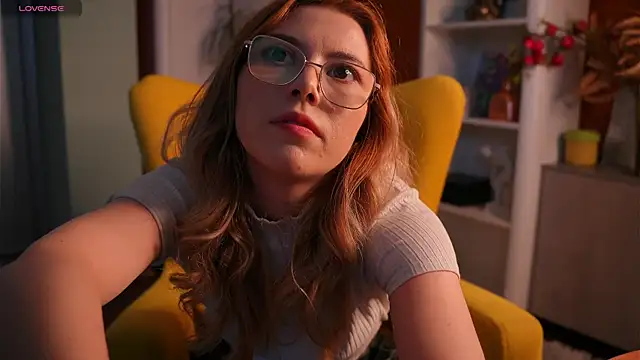 SonyaCubine online show from April 2026 11:35:01 AM