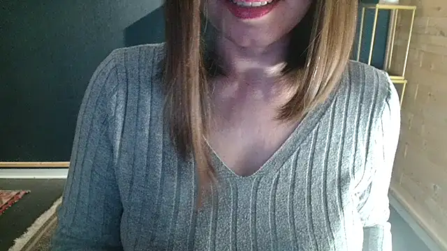 Snapshot of NicoleLove_ chatting on June 2026 02:17:01 AM NicoleLove online show from June 2026 02:17:01 AM