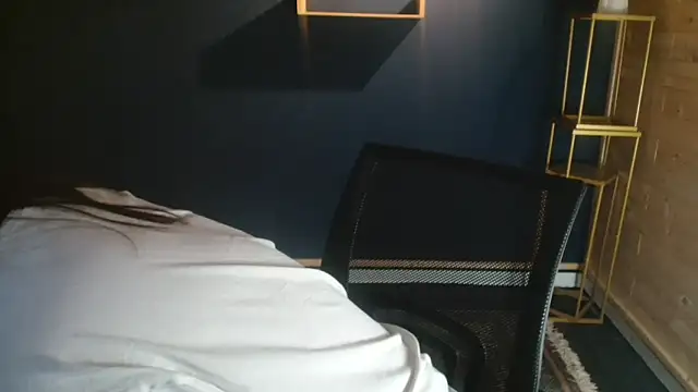 NicoleLove  online show from May 2026 04:07:01 PM
