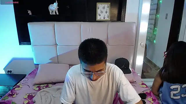 Tony 1  online show from April 2026 03:11:02 AM