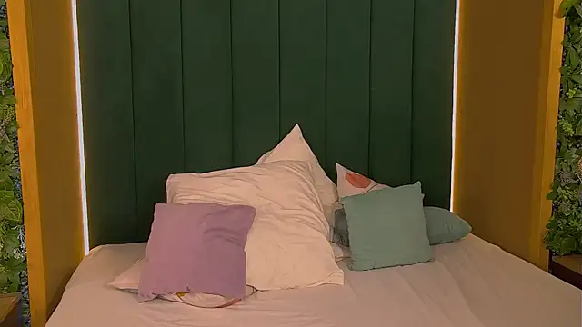 Ness Gentry online show from April 2026 05:00:02 AM