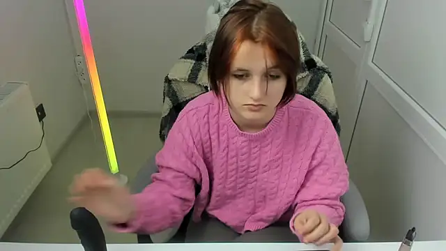 GoldenKiss online show from May 2026 08:27:01 AM