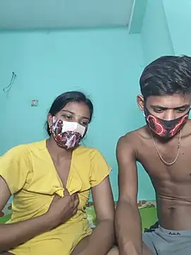 Hot-Couple4 online show from May 2026 05:57:01 PM