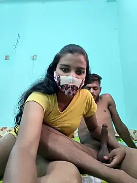 Hot-Couple4 online show from May 2026 07:00:01 AM