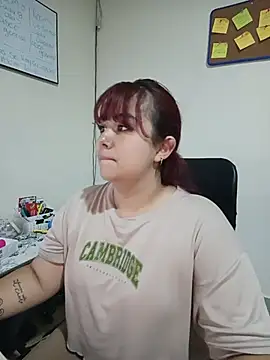 AliceScoot  online show from May 2026 06:05:01 PM