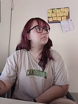 AliceScoot  online show from June 2026 06:05:02 PM