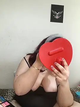 atesli zumra online show from April 2026 12:52:02 PM