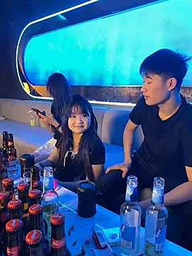 Snapshot of xuanxuan-10 chatting on April 2026 08:09:01 AM xuanxuan-10 online show from April 2026 08:09:01 AM